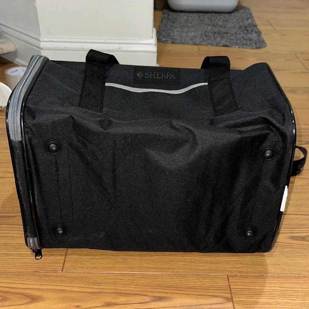 Sherpa Durable Black Pet Carrier for Dogs